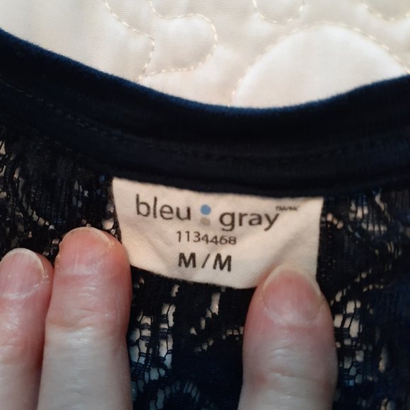 Sweater with lace - Picture 6 of 6